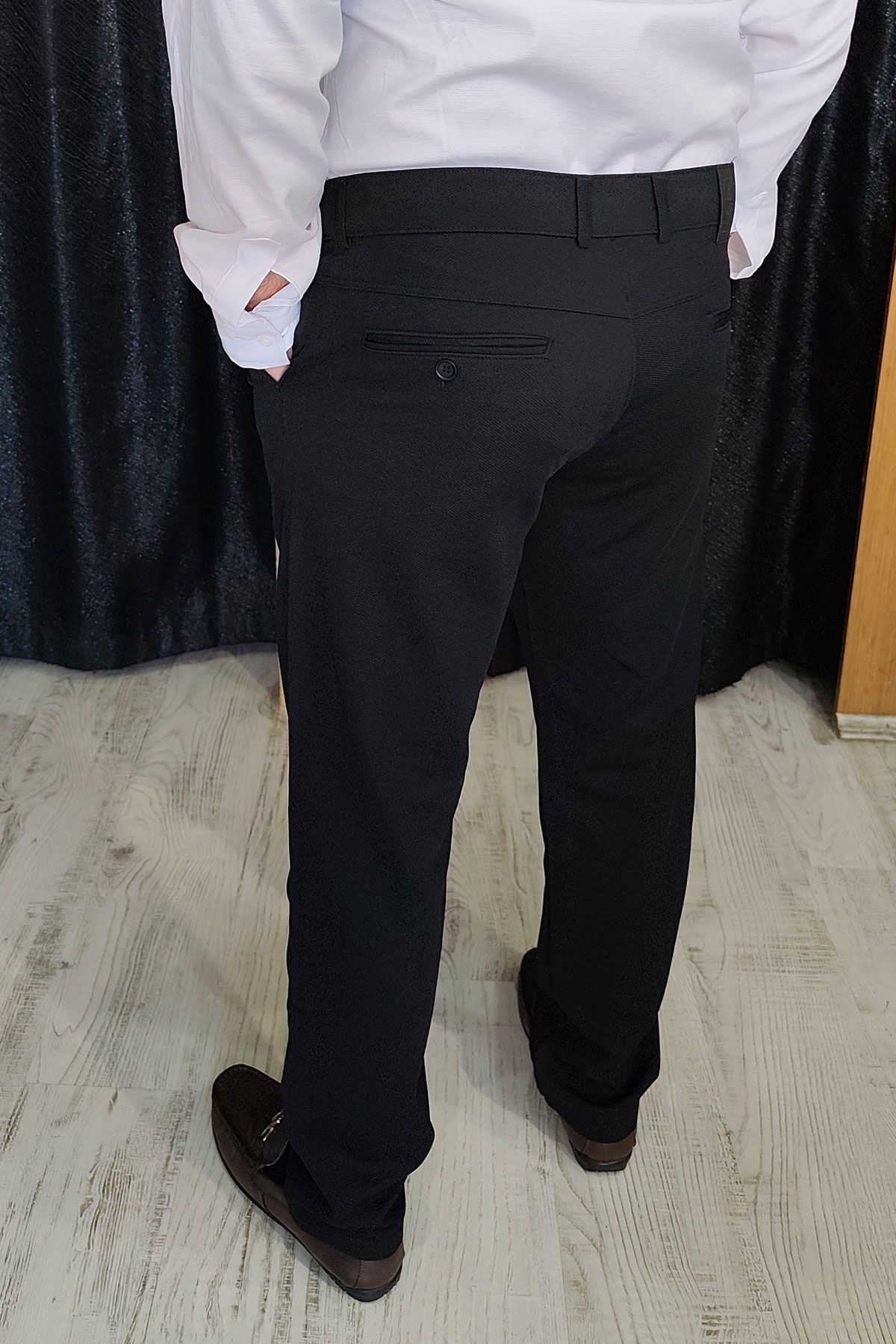 BayAygun 0510 Nokta Desenli Dar Kesim Pantolon _Siyah resmi