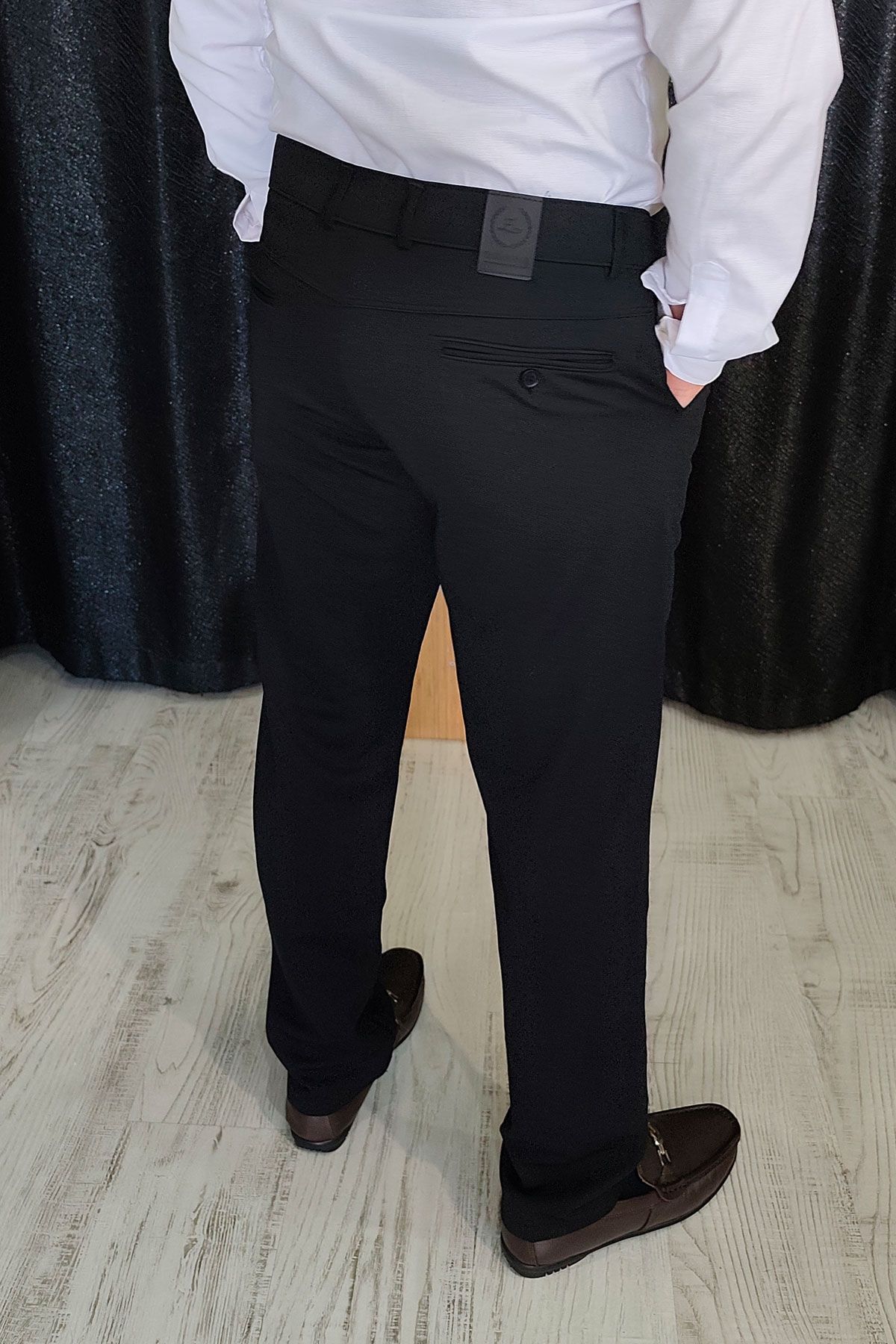 BayAygun 0510 Nokta Desenli Dar Kesim Pantolon _Siyah resmi