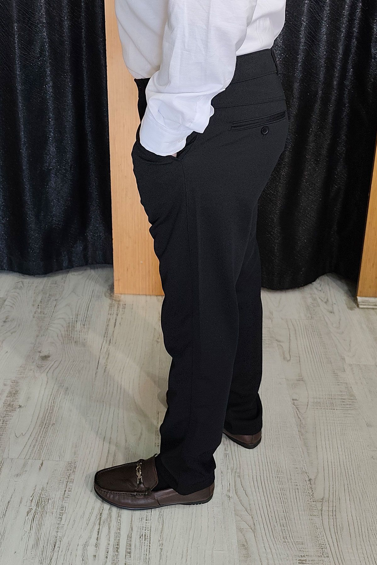 BayAygun 0510 Nokta Desenli Dar Kesim Pantolon _Siyah resmi