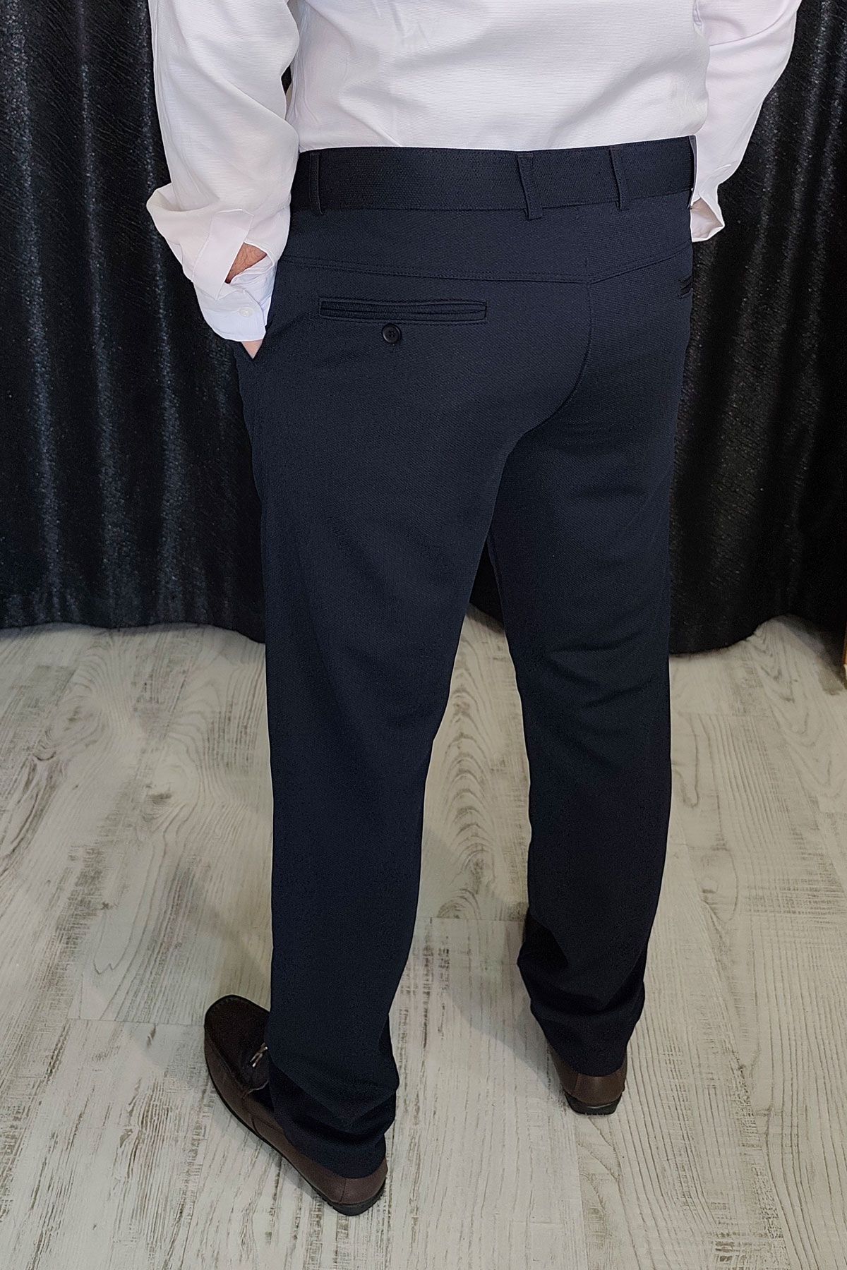 BayAygun 0510 Nokta Desenli Dar Kesim Pantolon _Lacivert resmi