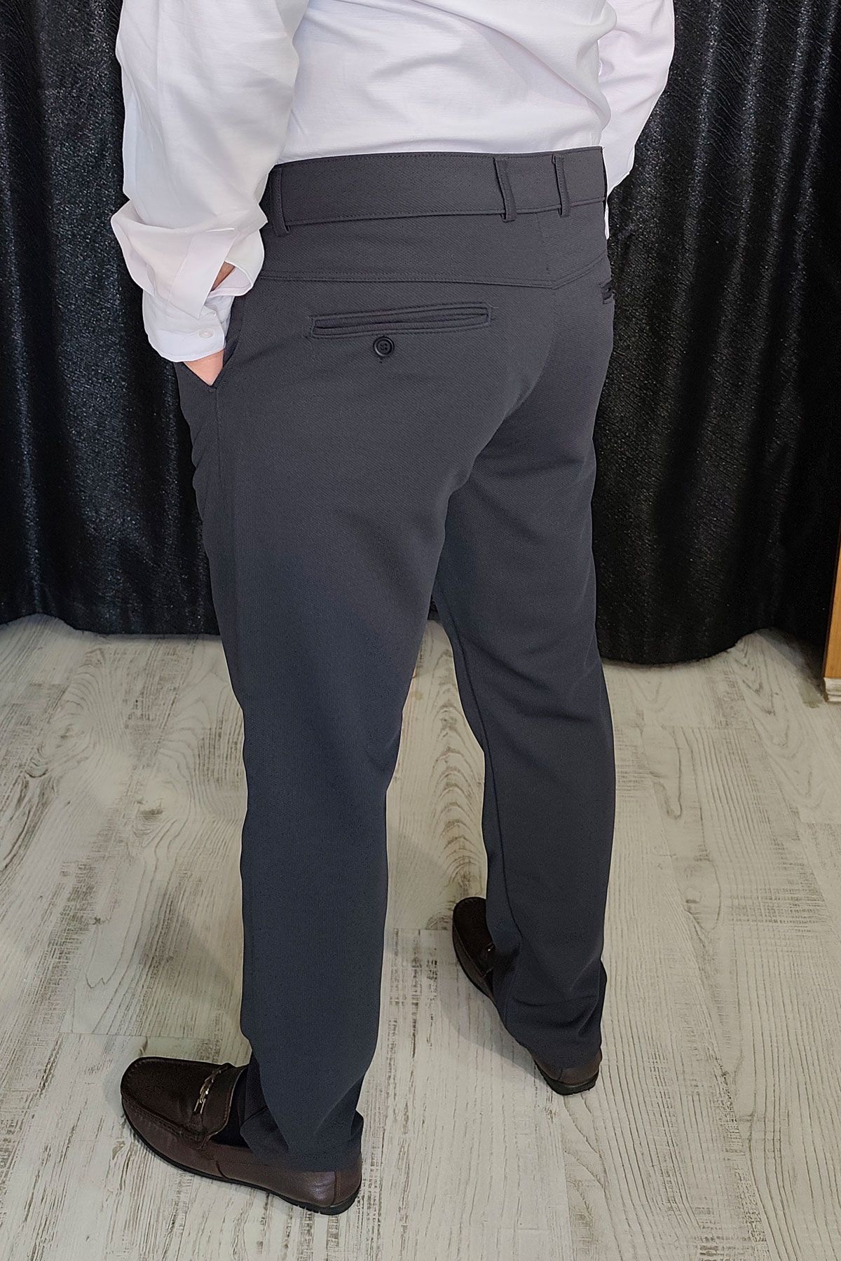 BayAygun 0510 Nokta Desenli Dar Kesim Pantolon _Füme resmi