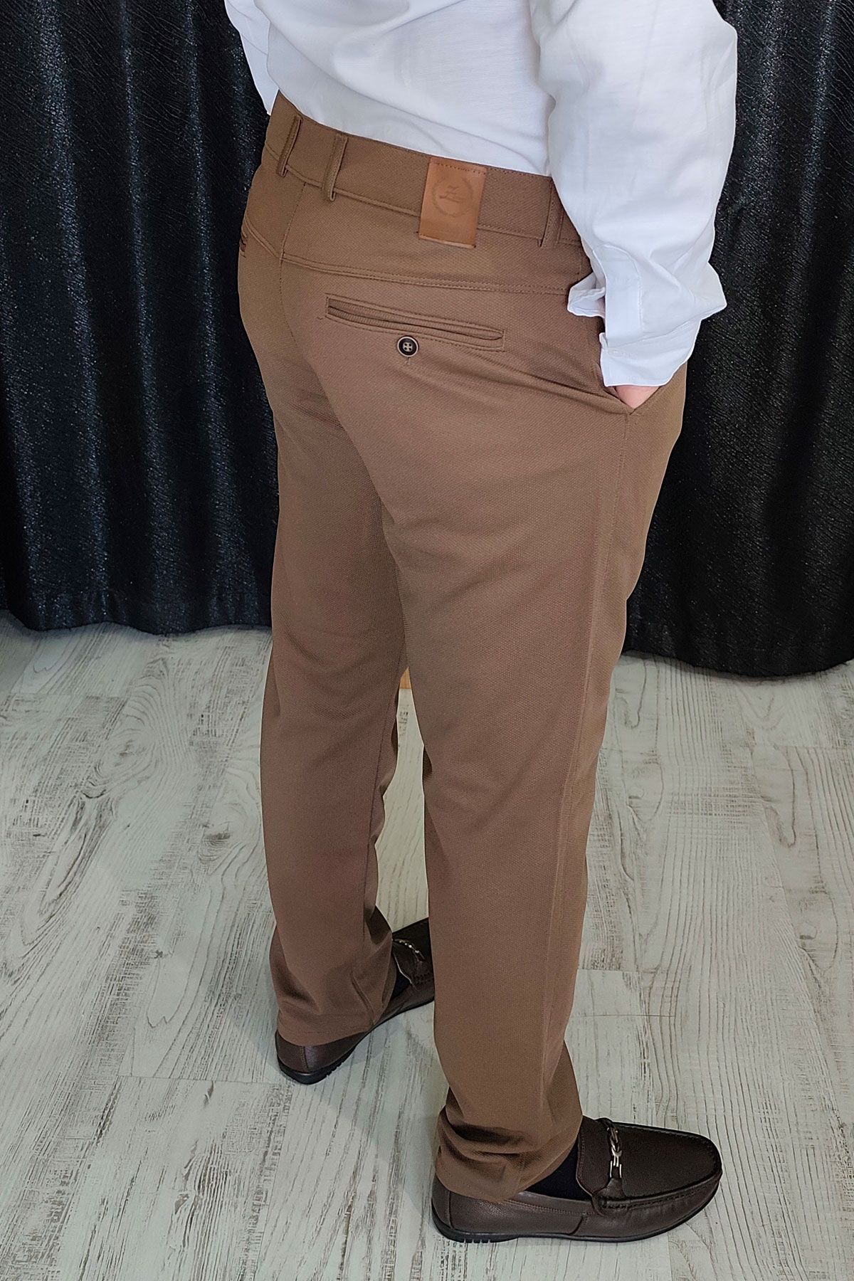 BayAygun 0510 Nokta Desenli Dar Kesim Pantolon _Kahve resmi